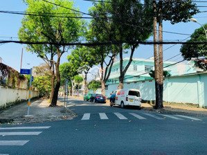 bán nhanh nhà hxh thông- p.bình thọ- 81m2- gần metro- giá tốt 11 tỷ