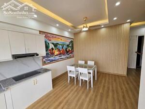 Bán chung cư Việt Hưng-Long Biên-76m 3n2wc tầng trung-sẵn sổ đỏ-giá bán 4.85 tỷ (thương lượng)