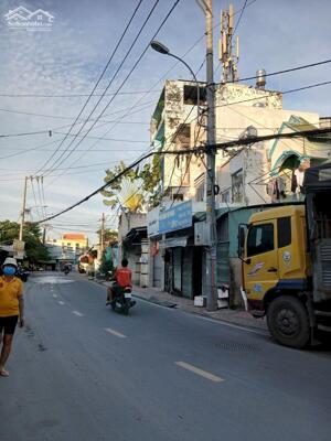 Mt TRUNG CHÁNH - Nhà 2 Tầng - DT: 96m2 - KHu Sầm Uất - Đường 12m thông Nguyễn Ảnh Thủ - Tô Ký.