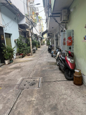 hẻm ô tô trần nhân tôn q5 - 20m ra mt || nhà 2 mặt hẻm, công nhận 50m2