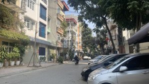 vĩnh phúc, ba đình! mặt phố, lô góc 2 mặt ô tô tránh, kd sầm uất, dt 93m2, 5 tầng, mt 10m - 42 tỷ