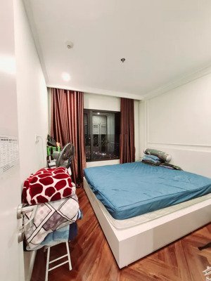 bán căn hộ tòa s2.01 vinhomes smart city đại lộ thăng long, dt 109m2, giá 9 tỷ