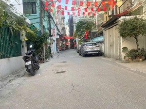 đừng lướt qua: 5 tầng ở luôn ngõ oto tránh 7.5 tỷ có thật!