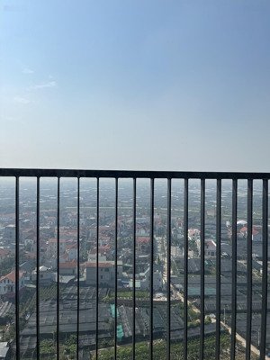 bán căn 2 ngủ skyforest tầng 16 giá 4.5 tỷ bao phí lh 