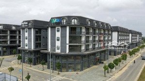 bán gấp căn shophouse từ chủ đầu tư vị trí đep đối diện ngay aeon mall huế tại dự an cựu