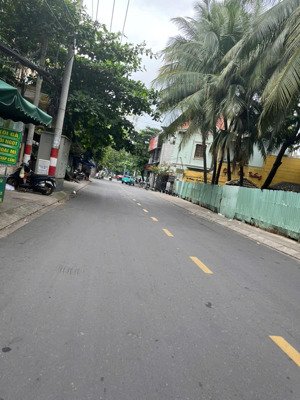 cho thuê tòa nhà chdv đường 3/2 quận 10, công năng 30 phòng, giá 120 triệu/tháng. lh 