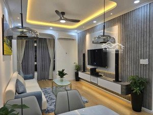 cho thuê căn hộ cc tại kingston residence giá 17 triệu, 60 m2, 2pn,1wc sđt: 