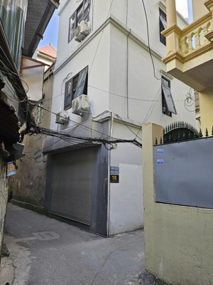 bán nhà dân xây 5 tầng lô góc ô tô vào nhà ngay đầu ngõ 181 trần phú hà đông 30m2 mt 4,7m. giá 9tỷ