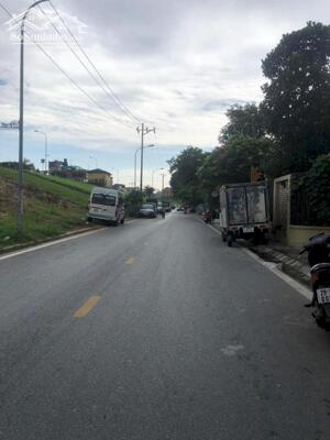 Bán đất mặt phố Ngọc Thụy, Long Biên, HN. Dt 750m2 lô góc 2 mặt tiền