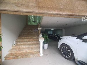 bán nhà mặt phố hồng tiến, dòng tiền ổn định, mặt tiền quyền lực, gara ô tô,thang máy ( hơn 400tr/m