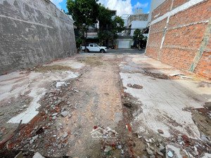 bán cặp đất tại phùng tá chu, 20 tỷ, 139 m2 ngang 10m, giá tốt, chính chủ