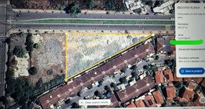 cho thuê lô đất diện tích lớn mặt tiền vương thừa vũ phù hợp làm sân pickleball. lh: 