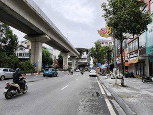 bán nhà mặt phố quang trung, 22 tỷ, 59m2, 2pn, 2wc, pháp lý đầy đủ. vị trí đẹp nhất tuyến phố.