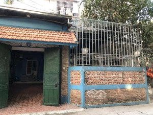 bán nhà mặt phố thôn tân hà, xã đông mỹ (nam phù) hà nội. 75m2, mt 4m, giá 150tr/m2. lh 