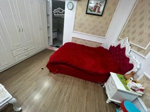 cho thuê 97m căn 3 ngủ ct2 văn khê, giá 12 triệu