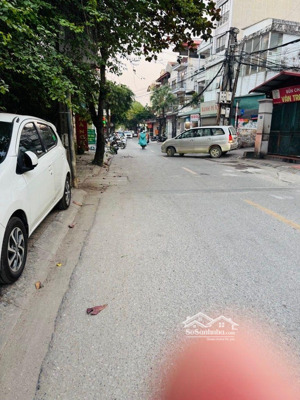 mặt phố hoa lâm - vị trí kim cương. vừa ở vừa làm văn phòng