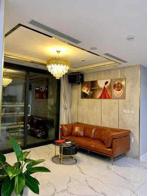 bán căn hộ 4pn 3wc, 132m2 tại sunshine sky city, giá ưu đãi 8,5 tỷ (bao thuế phí chuyển nhượng)