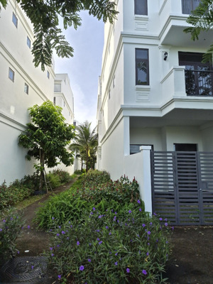 bán nhà phố liền kề lavida vũng tàu, căn góc mảng xanh, ngân hàng cho vay 70%