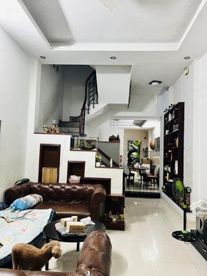 bán nhà 3 tầng , 93m2 đường số 30, bình trung đông , q2 chỉ 8 tỷ tl