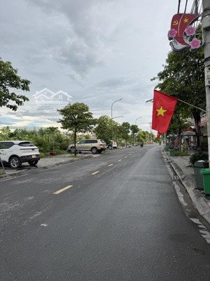 bán đất văn giang gần vin2,3 mặt tiền rộng xây biệt thự làm kho xưởng đều đẹp