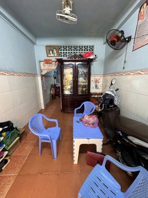 siêu hiếm q1 nhỉnh 5 tỷ hẻm xe tải đậu trước nhà cách mt cô bắc 20m