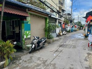 nhà riêng 7pn, 220m2 tại trung mỹ tây, q12, hcm, giá 7,8 tỷ đẹp xuất sắc