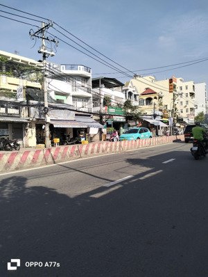 lô nhì ngay mt huỳnh tấn phát gần cầu phú xuân - dt: 70m2 4pn 2 tầng trung tâm tt nhà bè