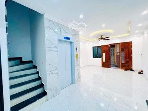 bán nhà đội cấn ba đình 40m 6 tầng thang máy 8.5 tỷ 
