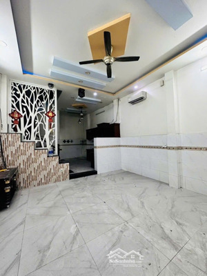 bán nhà mặt tiền đường số 8, phường bình hưng hòa, quận bình tân, sát aeon tân phú, tiện kinh doanh