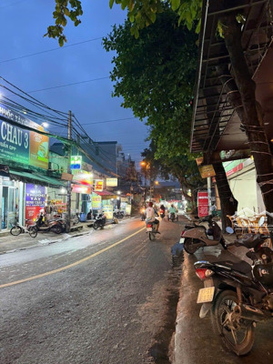 bán dãy trọ đg có thu nhập ổn định 10tr/1 tháng ngang 5 cực kỳ hiếm hẻm oto thoải mái