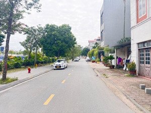 bán nhà - cao lỗ - đông anh 2 ngay tt huyện đông anh cũ dt 68m2 giá nhỉnh 4x tỷ, ô tô đỗ