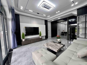 bán nhà 3 tầng có thang máy full nội thất mỹ gia thái xuân (gói 4) đường số 47