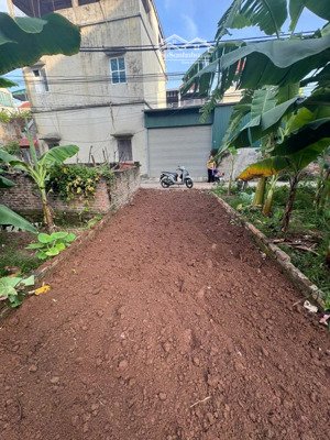 em tôi cần bán lô đất yên nghĩa 33m mặt tiền 3.6m ô tô đỗ cửa,ngõ thông và nông giá đầu tư 3.3 tỷ