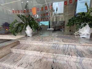 mặt phố bùi thị xuân, 133m2 mt8m xây đủ 12 tầng , 165 tỷ