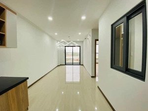 chính chủ cần cho thuê gấp căn hộ bcons plaza 2pn, 2wc giá chỉ 5,8tr/tháng. lh xem nhà 