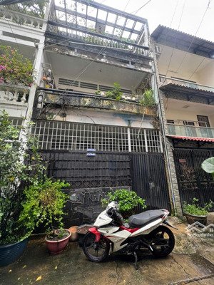 nhà 3 tầng hẻm 273 nguyễn văn đậu - f11 - 64m2 ngang 5, đường 4m - 8.5 tỷ tl