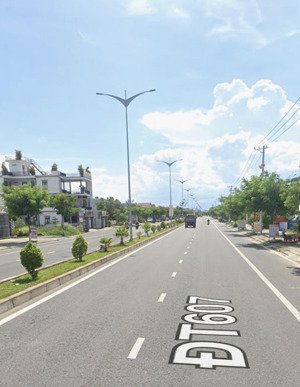 siêu phẩm trục trần thủ độ-2 mặt tiền trước sau-dt khủng 320m2,nở hậu cực đẹp. giá chưa đến 19tr/m2