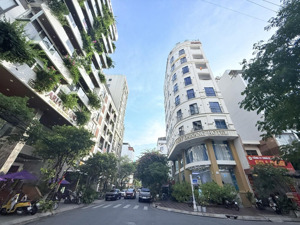 góc vip 2 mặt tiền phan tôn _ lã xuân oai, sát biển mỹ khê