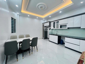 cực hiếm! giá tốt nhà mặt phố lớn, kdoanh đỉnh, 40m2x5t, nhà mới đẹp, mặt tiền rộng, 2 thoáng sáng