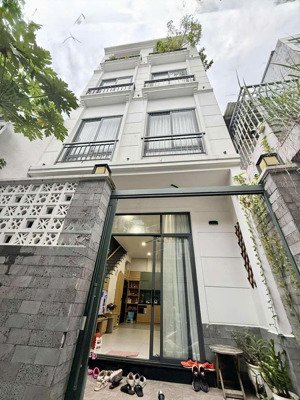 bán nhà 50m² xô viết nghệ tĩnh view landmark 81 giá 7.98 tỷ