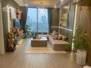 gia đình tôi cần bán căn hộ cc tại hà nội center point tầng trung, 75m2, 2pn 2vs, giá 8 tỷ