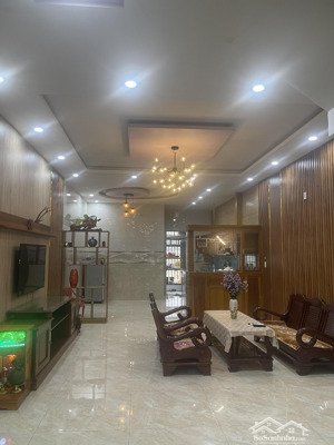 cho thuê nhà mới 3 tầng full nội thất đường thái văn lung, phường hòa xuân, tp đà nẵng