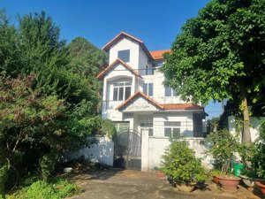 bán căn biệt thự xây thô khu phương nam - gần bãi sau vũng tàu - s=208m2=11,5x18m =3 tầng - 22,5 tỷ