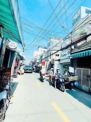 bán nhà góc 2 mt phan văn trị, p14 bình thạnh dt 4.418m trệt 3 lầu, vị trí thương mại,18,5 tỷ tl