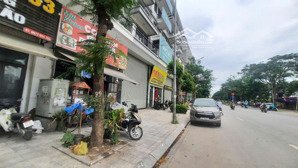 chủ gửi bán căn liền kề hải ngân mặt đường đôi thanh liệt.kinh doanh,4 ôtô tránh.hơn30tỷ