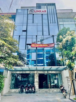 chính chủ cho thuê văn phòng cạnh khu liên cơ võ chí công. ưu đãi cuối năm