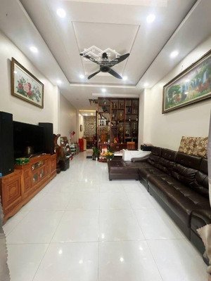 nhà đẹp 4 tầng hẻm 8m vười lài, apđ, 4.1x14m 4pn, gần khu biệt thự senturial 7.2 tỷ tl