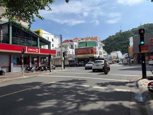 bán nhà mặt tiền nguyễn trường tộ p.3 vũng tàu 123m full thổ 1trệt 1lầu đang cho thuê. giá 15,5 tỷ