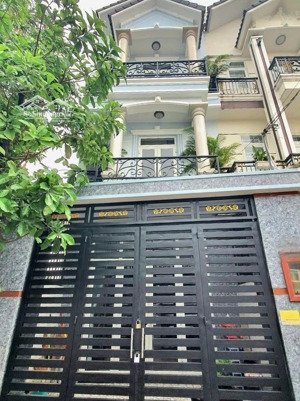 bán nhà 4 tầng - phường hiệp phú, tp. thủ đức (q9 cũ) -67m2 - (4,5x15)m- sổ hoàn công -giá 7,5ty