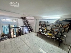 bán nhà 2 tầng - hẻm xe tải thông - trục vip dương quảng hàm, gò vấp